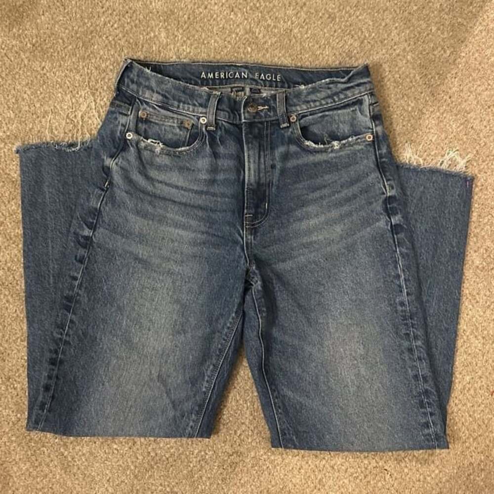 American Eagle Outfitters High Rise Blue Jeans